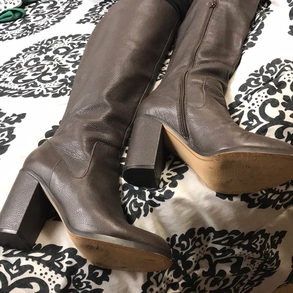 Land’s End all leather block heel knee boots - Picture 3 of 7